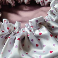 Satin bonnet HEART with purple