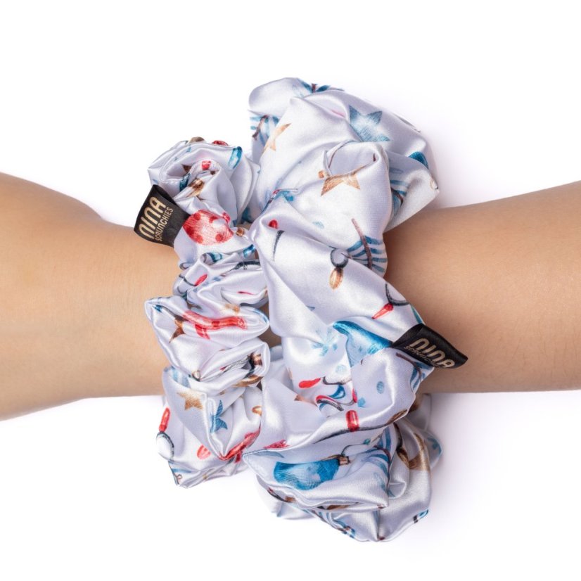 Saténová gumička  scrunchie  VIANOČNÁ OZDOBA - Veľkosť: M
