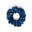 Saténová gumička do vlasov scrunchie MODROPETROLEJOVÁ