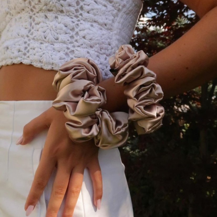 Satin scrunchie LIGHT BROWN - Size: XL