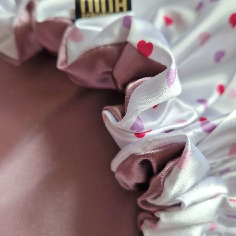 Satin bonnet HEART with purple